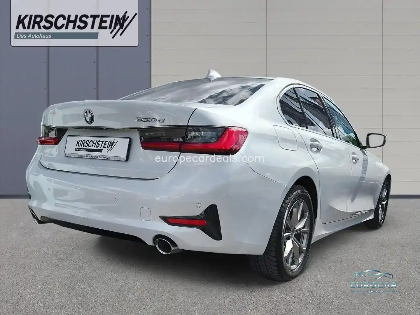 BMW 330