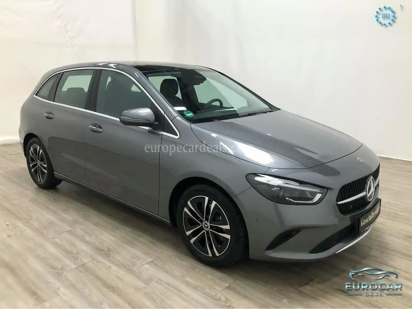 Mercedes-Benz B 200