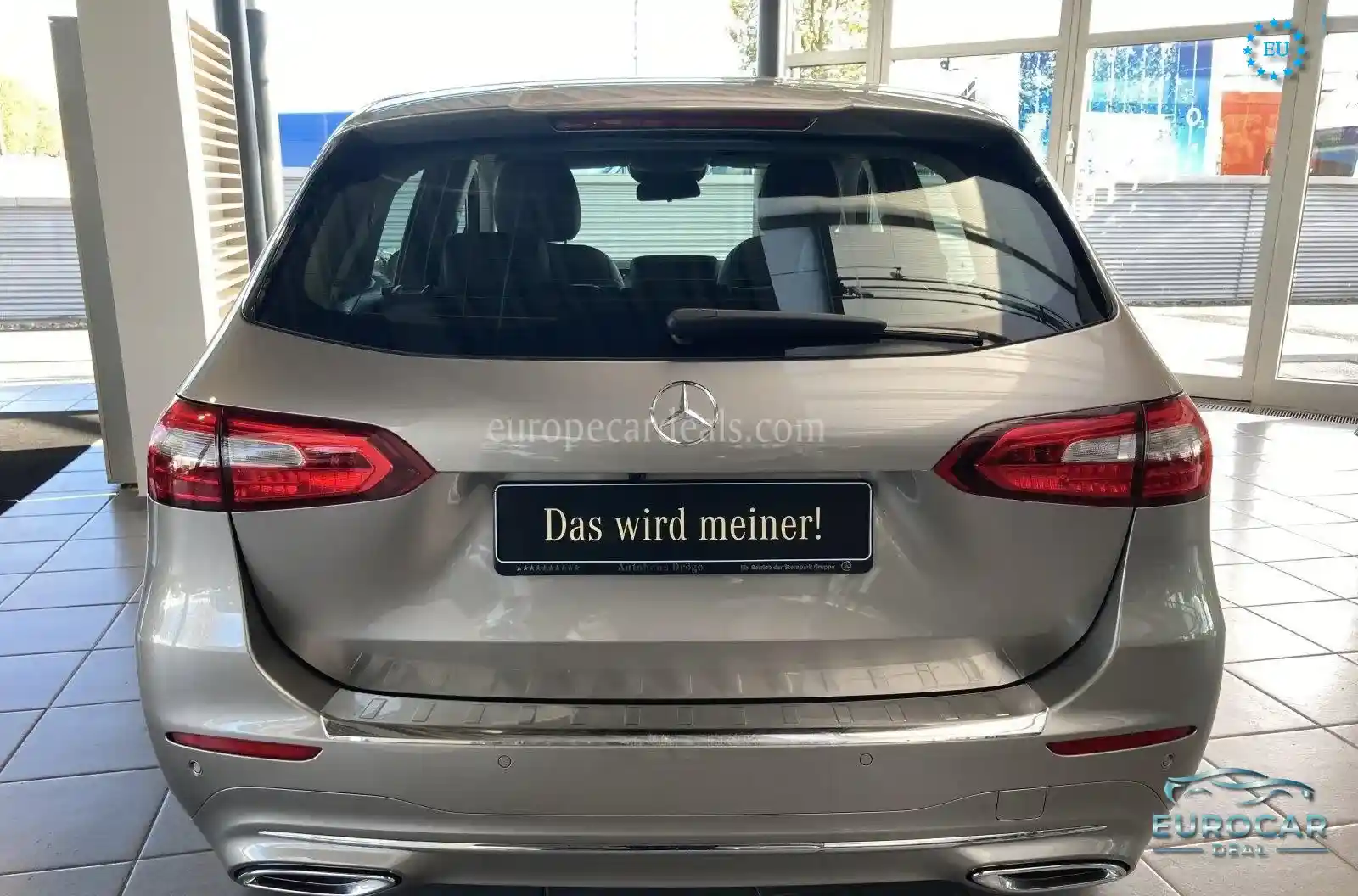 Mercedes-Benz B 180