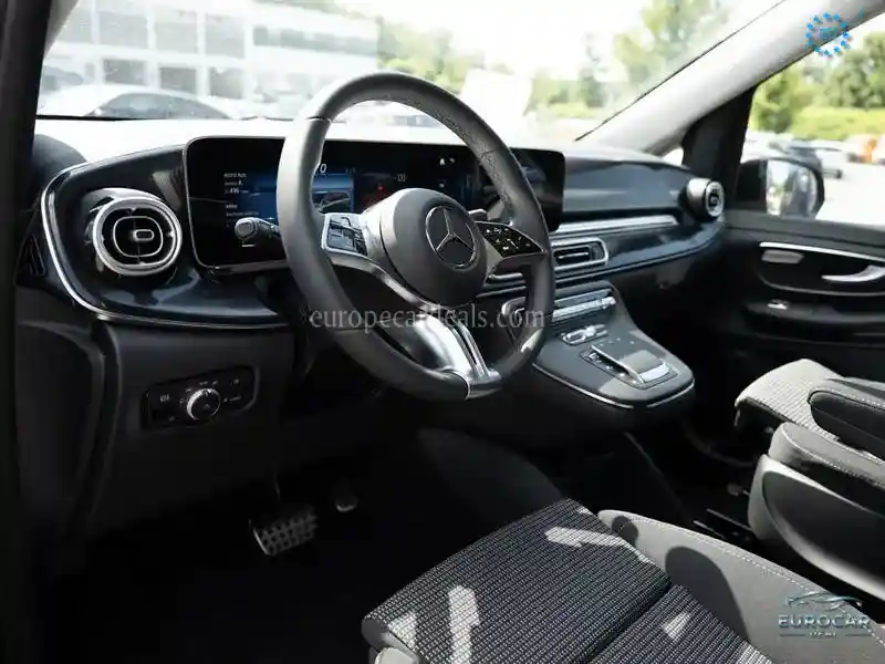 Mercedes-Benz V 250