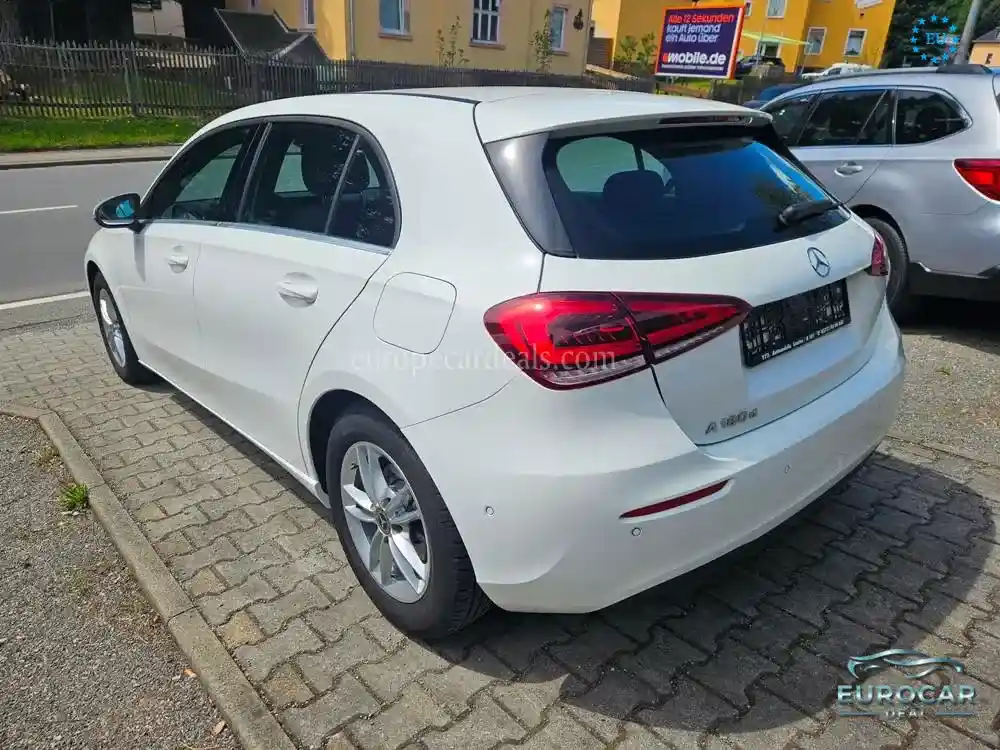 Mercedes-Benz A 180