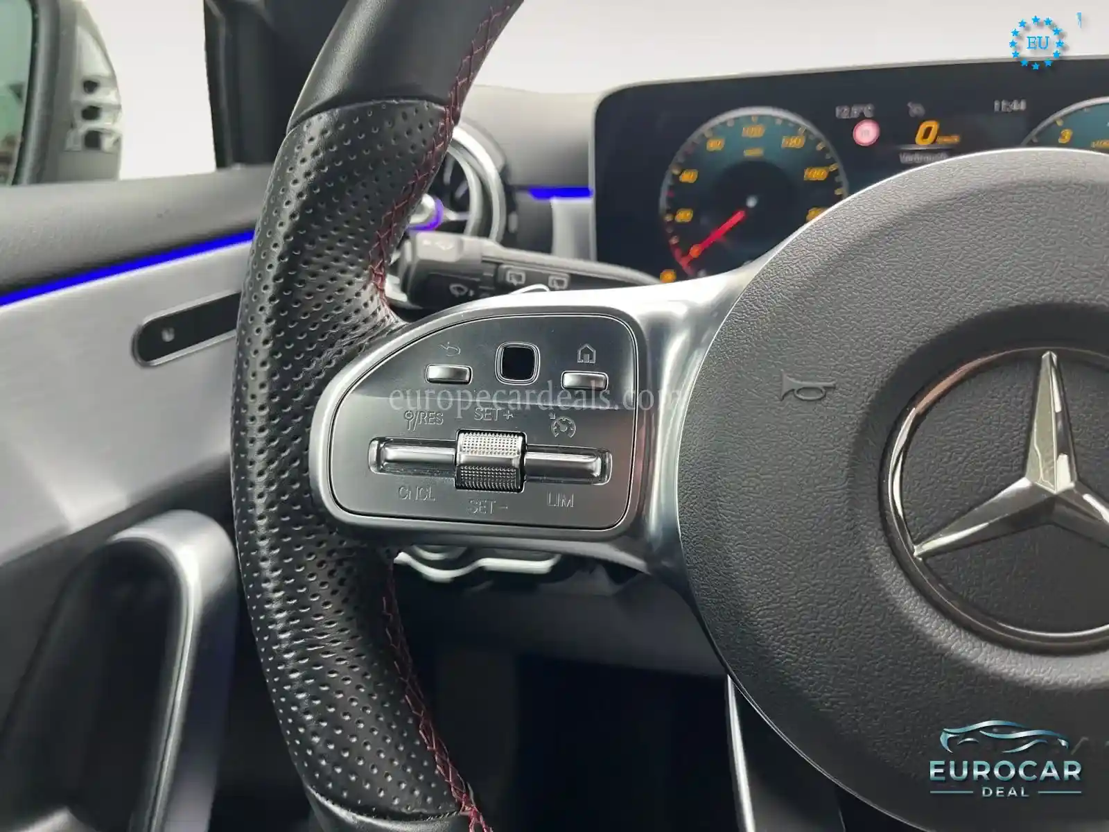 Mercedes-Benz A 220