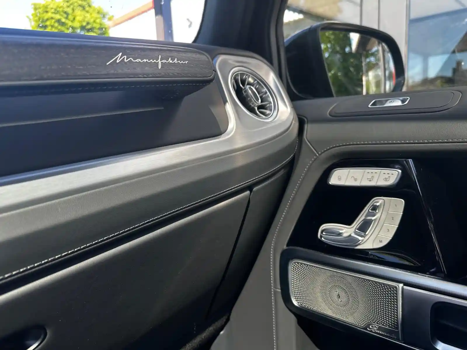 Mercedes-Benz G 500