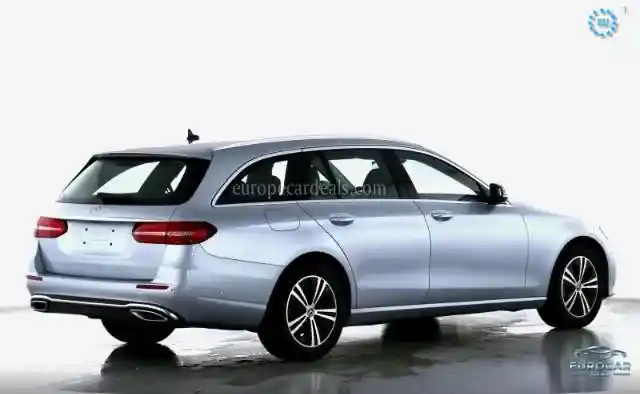 Mercedes-Benz E 220