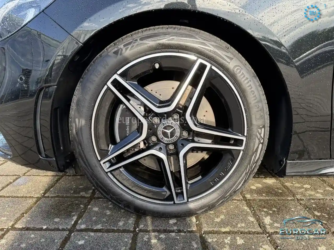 Mercedes-Benz B 220