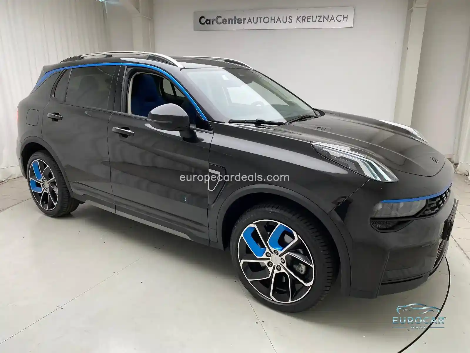 Lynk&Co 01