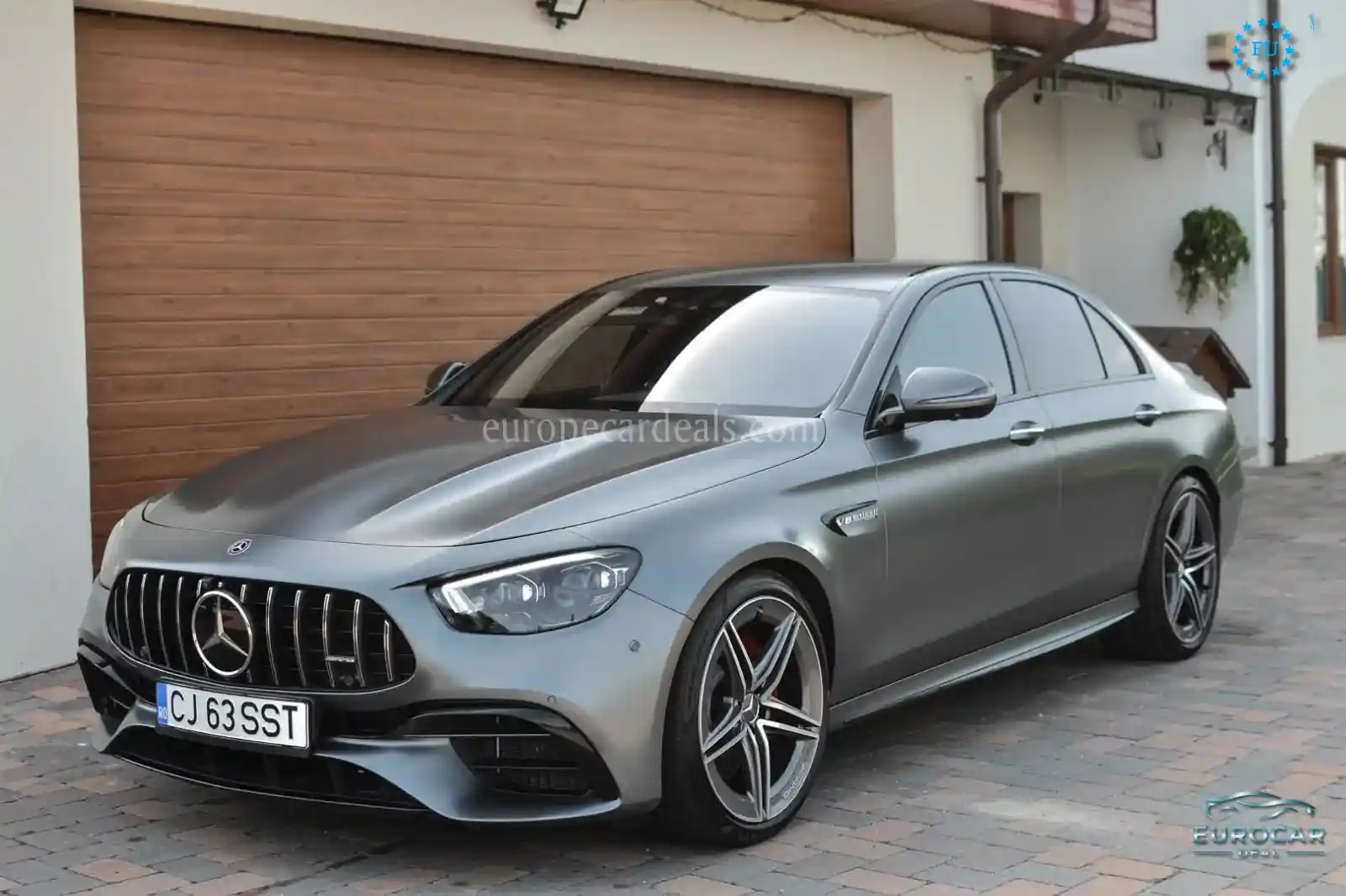 Mercedes-Benz E 63 AMG