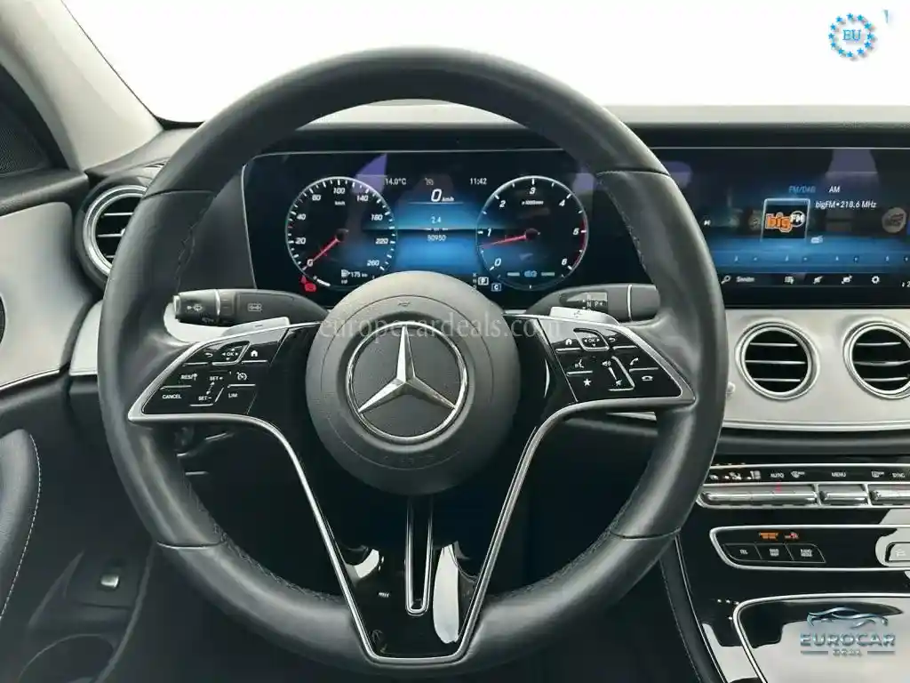 Mercedes-Benz E 220