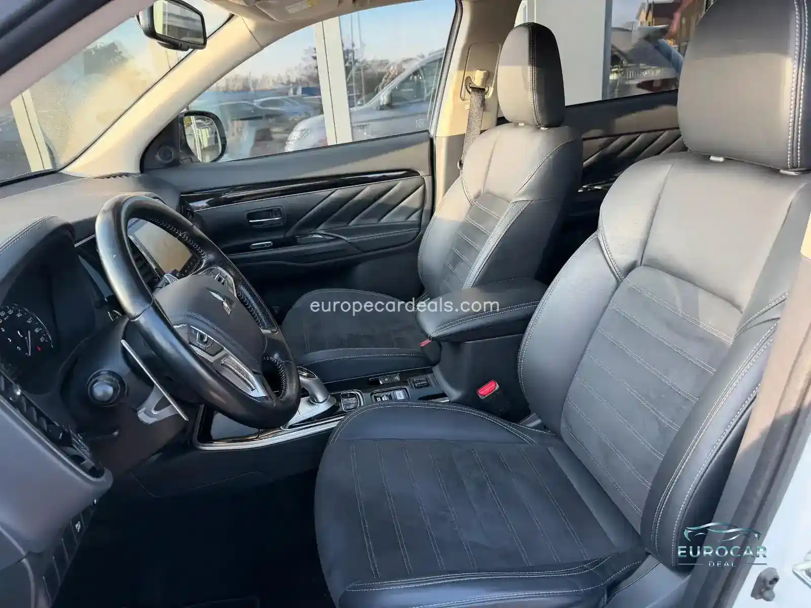 Mitsubishi Plug-in Hybrid Outlander