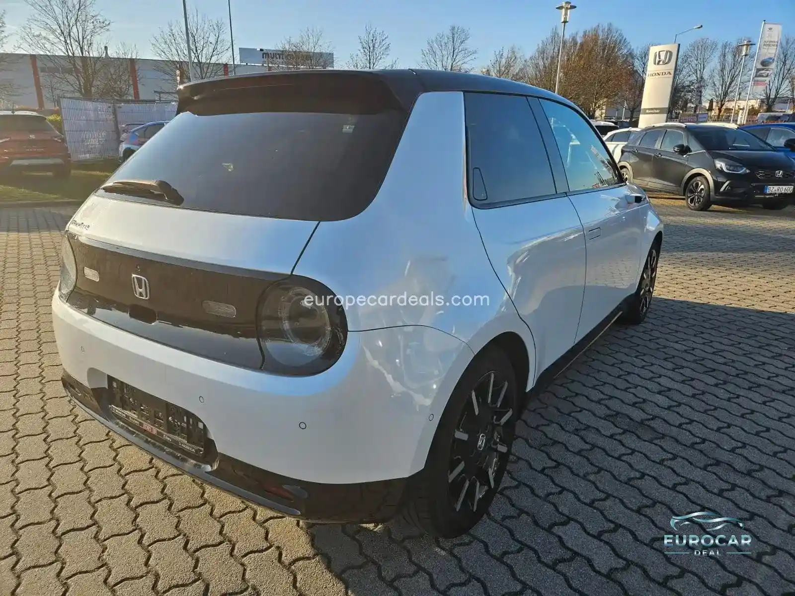 Honda e