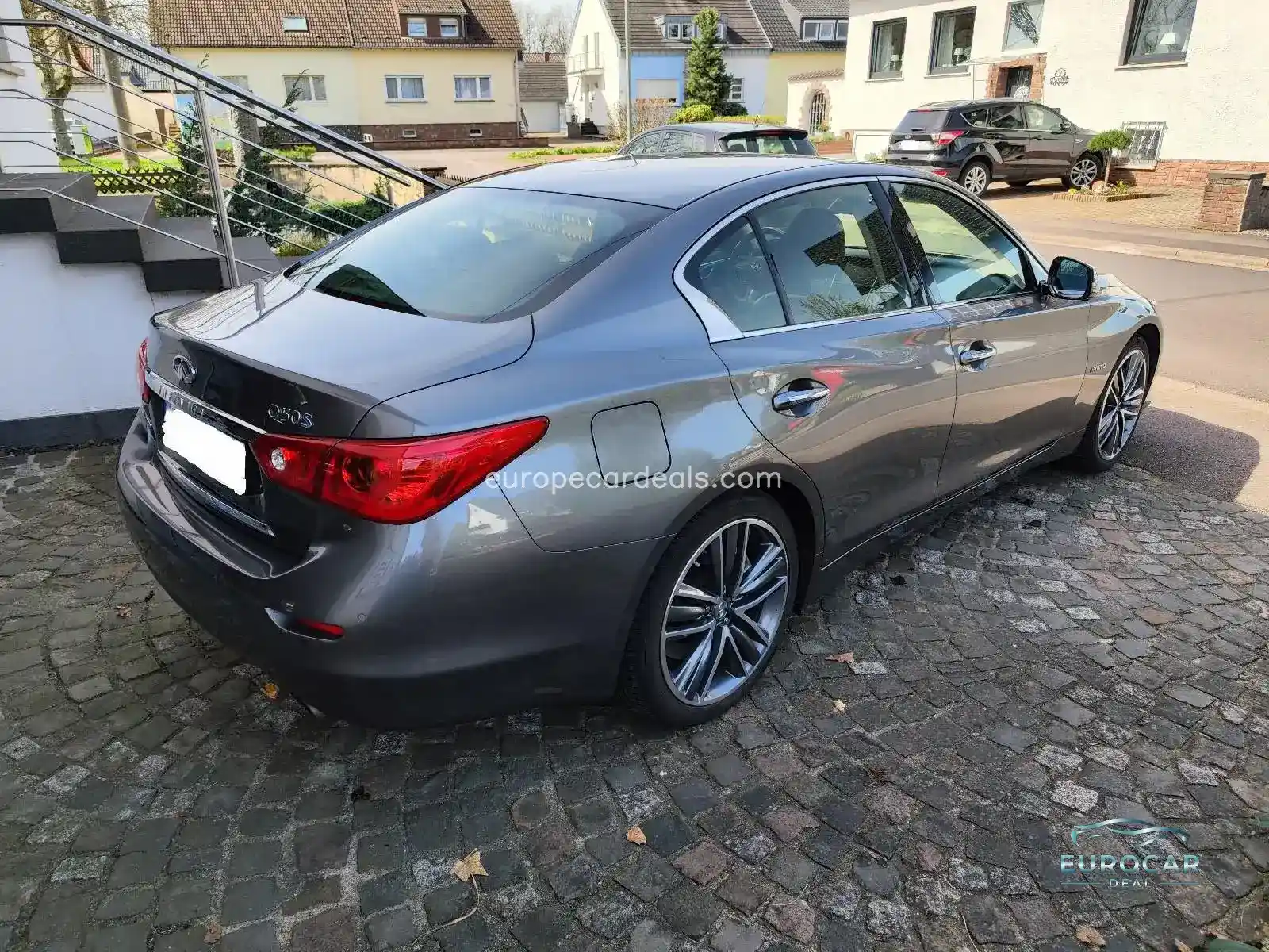 Infiniti Q50