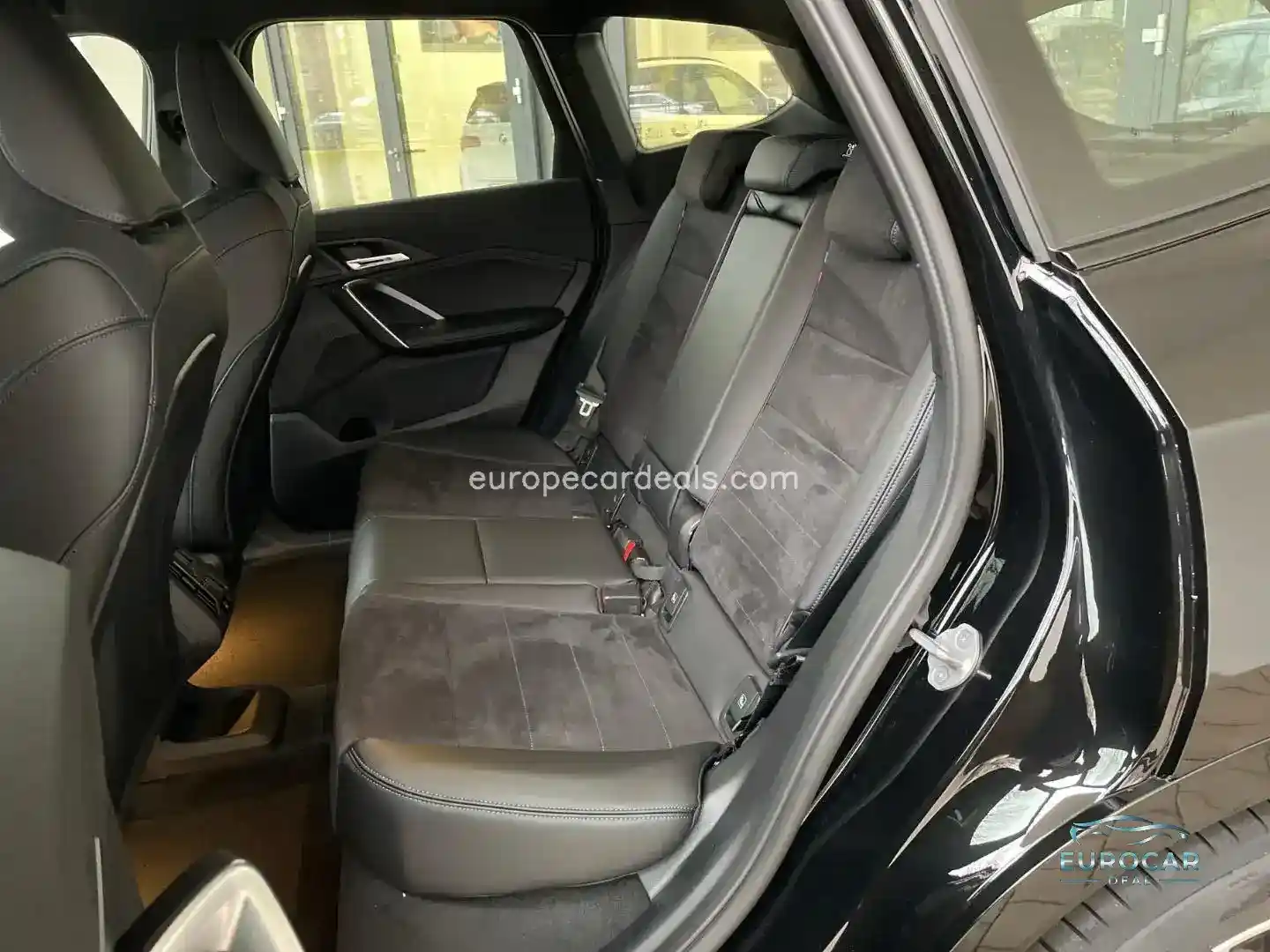 BMW iX1