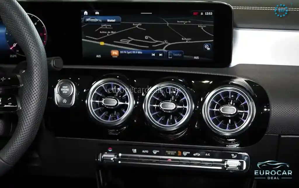 Mercedes-Benz CLA 220
