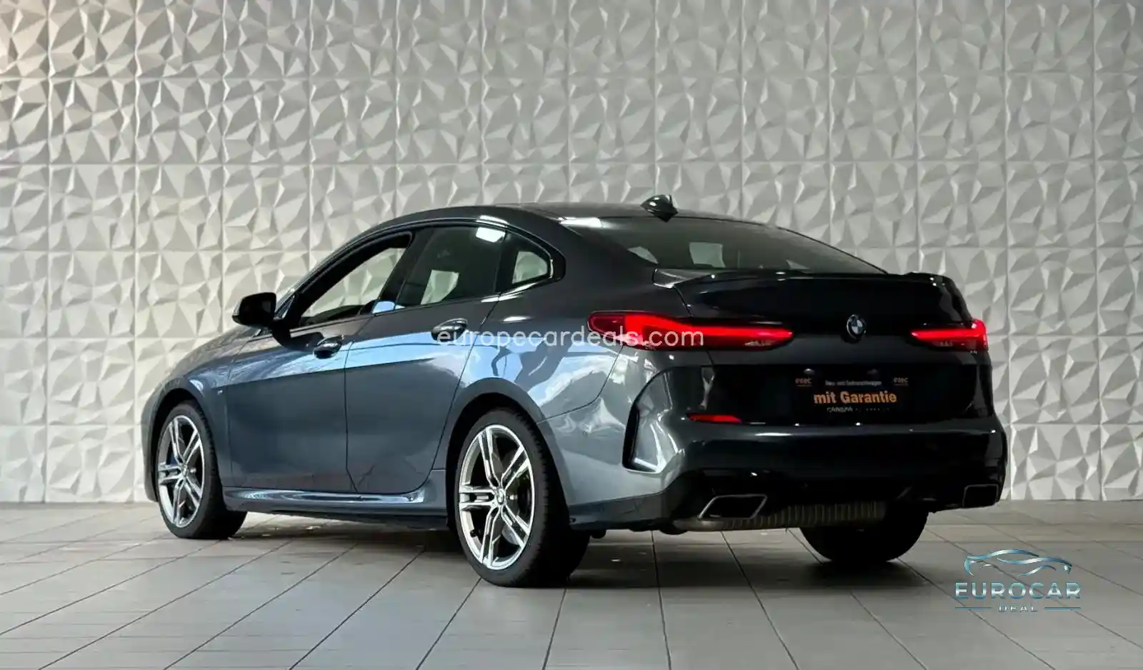 BMW M235