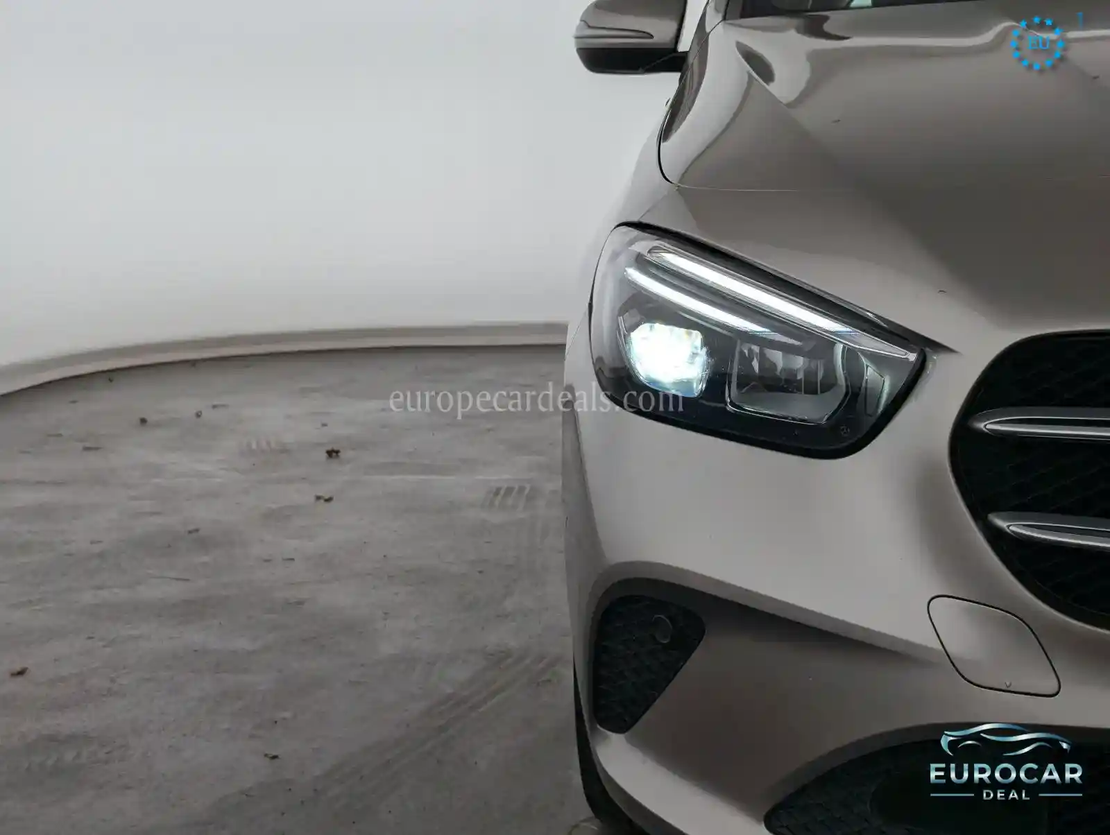 Mercedes-Benz B 200