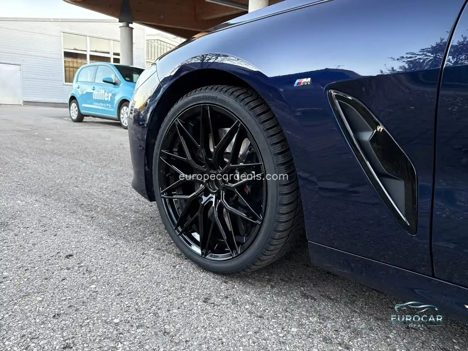 BMW 840