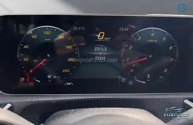 Mercedes-Benz A 220