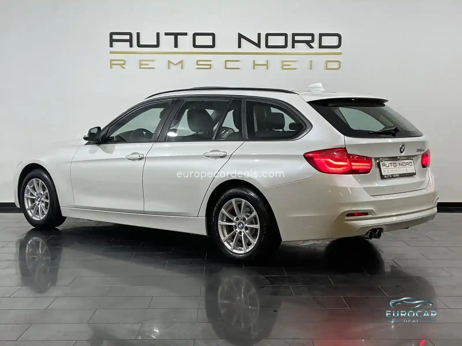 BMW 320
