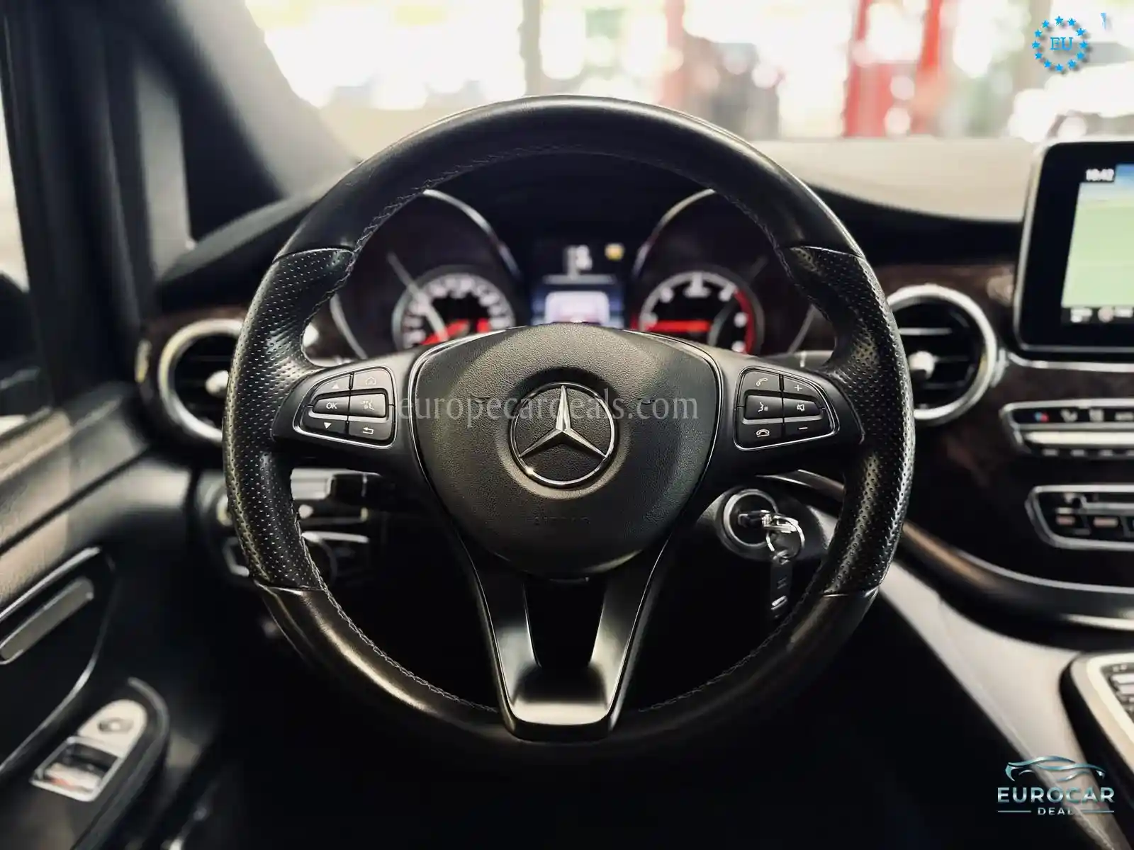Mercedes-Benz V 250