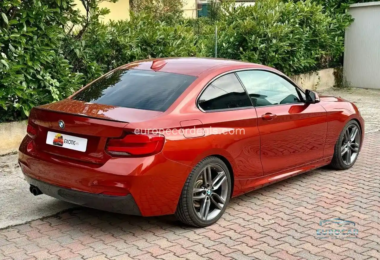 BMW 230
