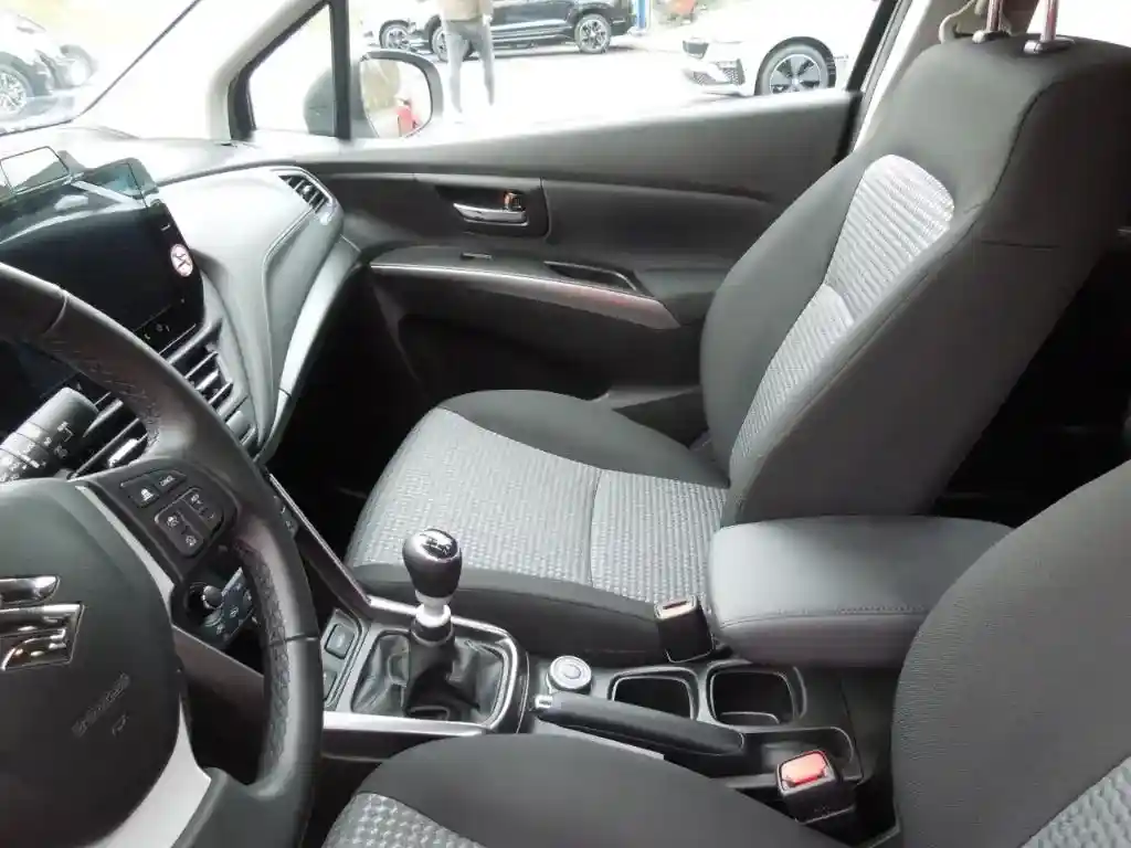Suzuki (SX4) S-Cross