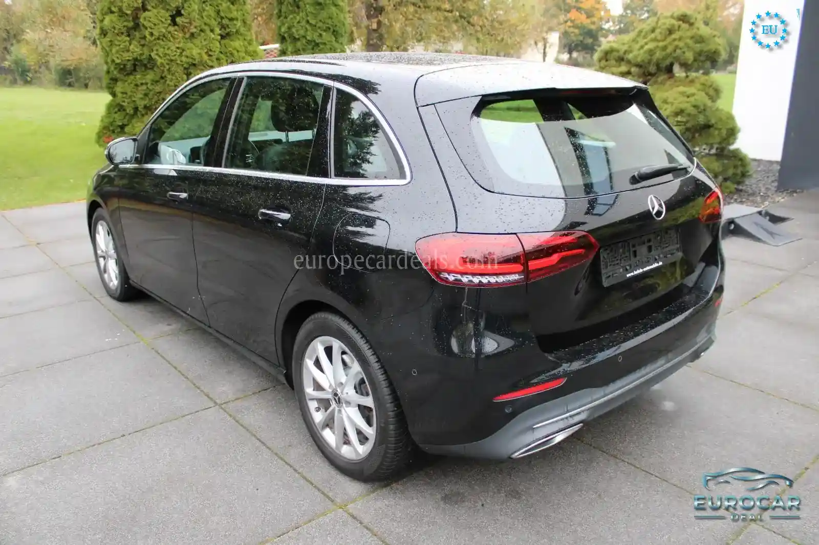 Mercedes-Benz B 220
