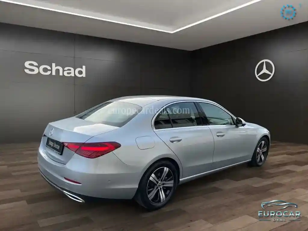 Mercedes-Benz C 180
