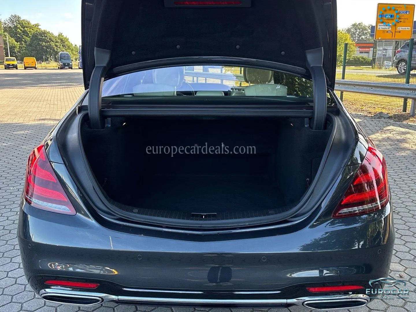Mercedes-Benz S 400