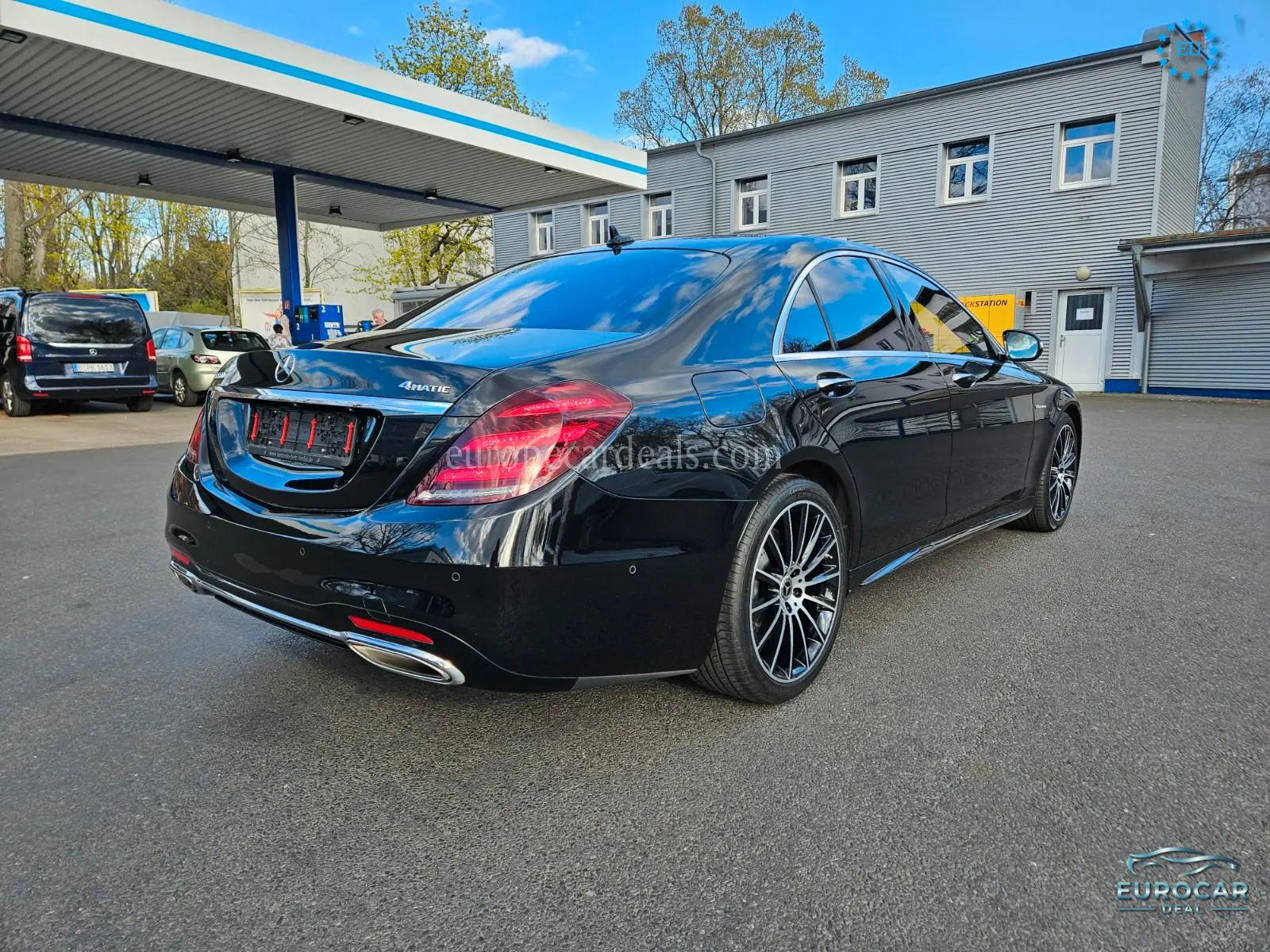 Mercedes-Benz S 560