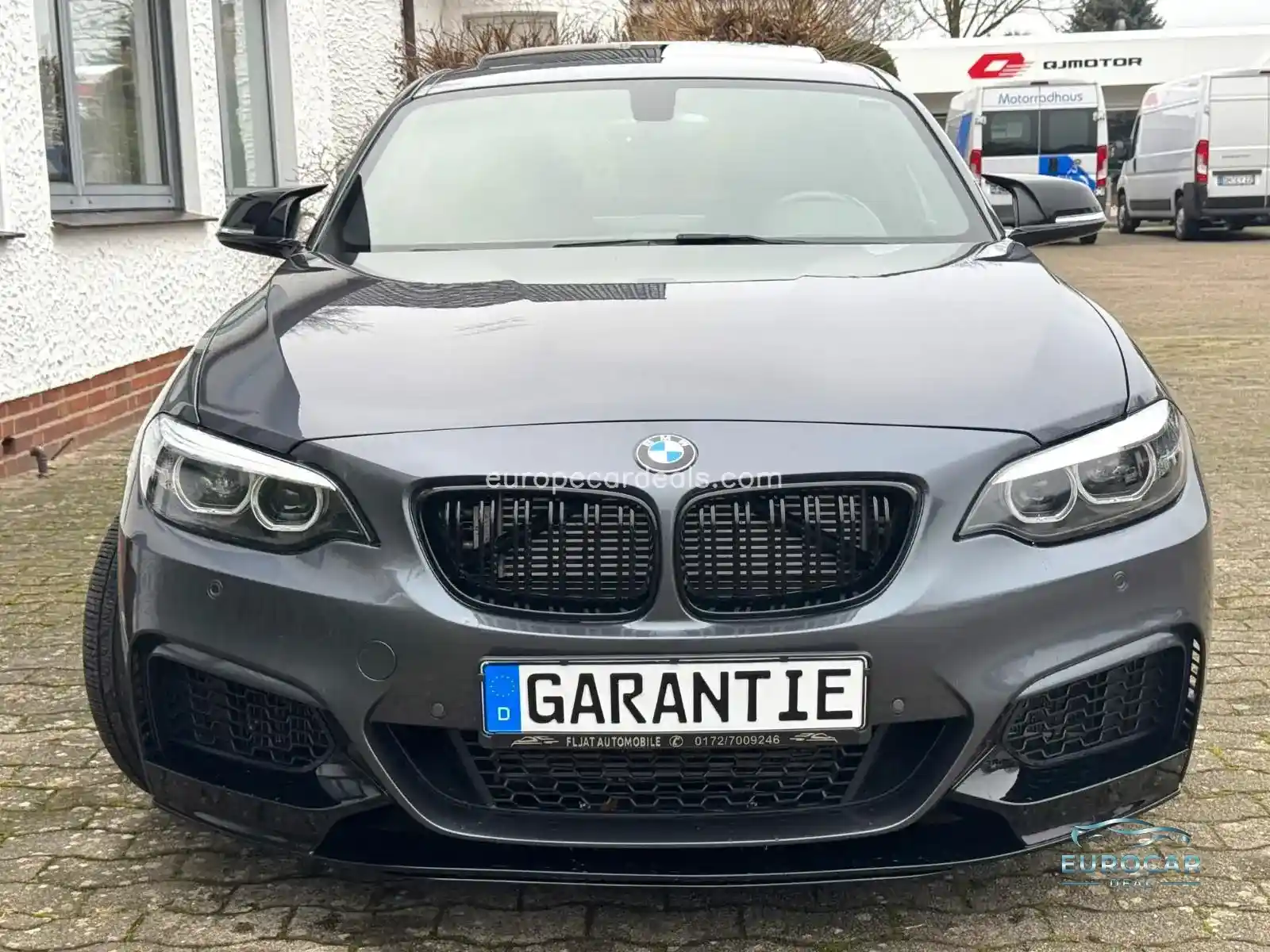 BMW M235