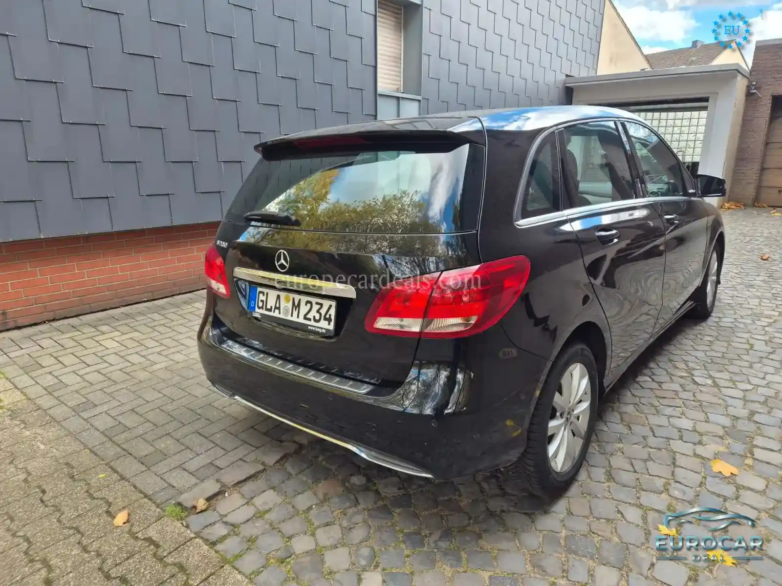 Mercedes-Benz B 200