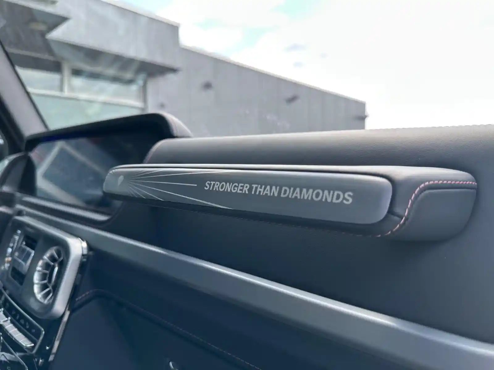 Mercedes-Benz G 500
