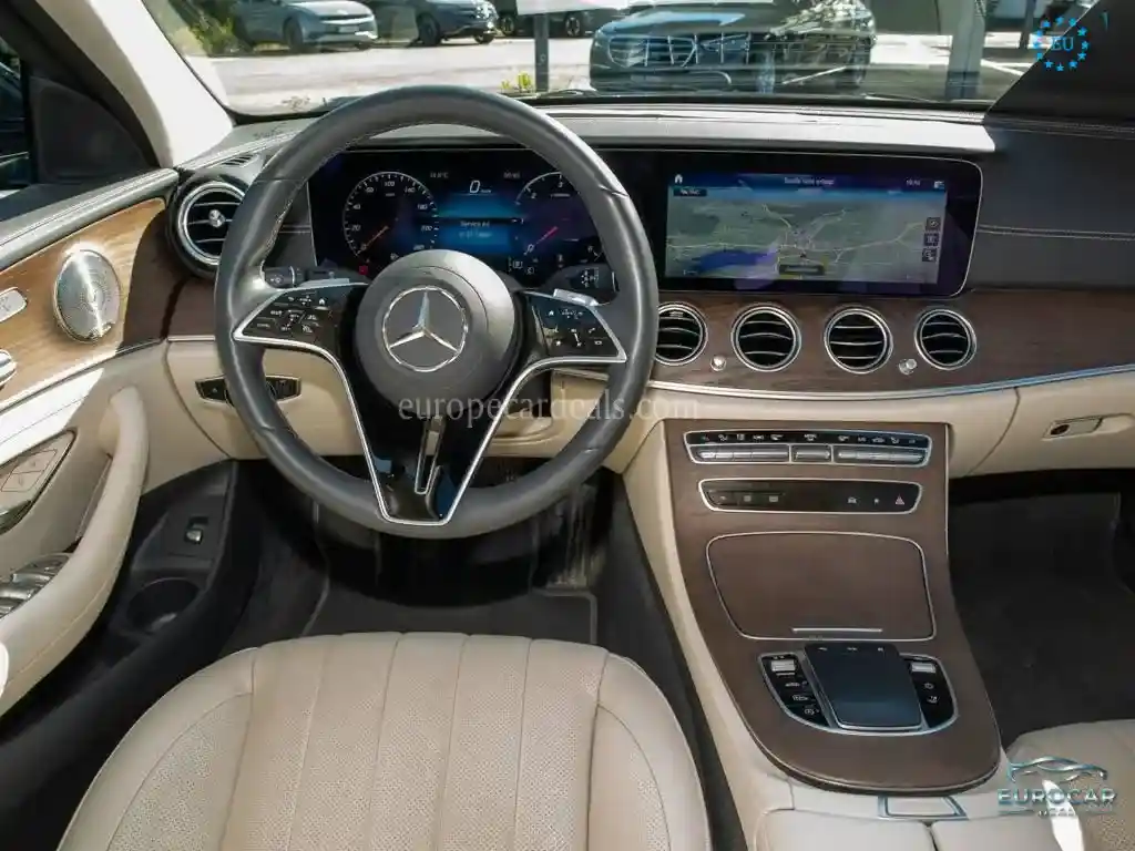 Mercedes-Benz E 400