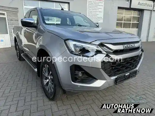 Space Cab 4X4 Allrad LSE Autom.MY2025 Lede