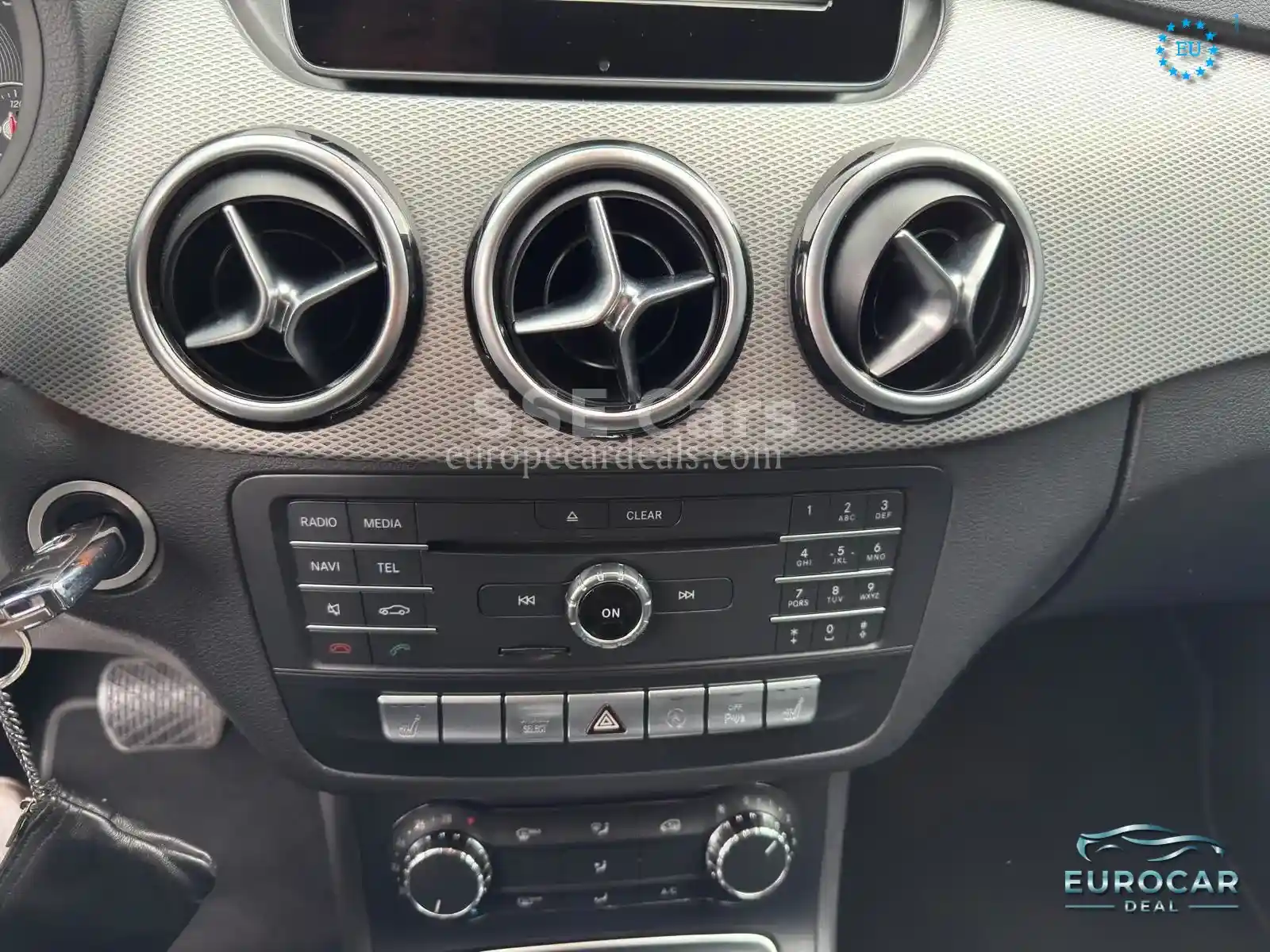 Mercedes-Benz B 200