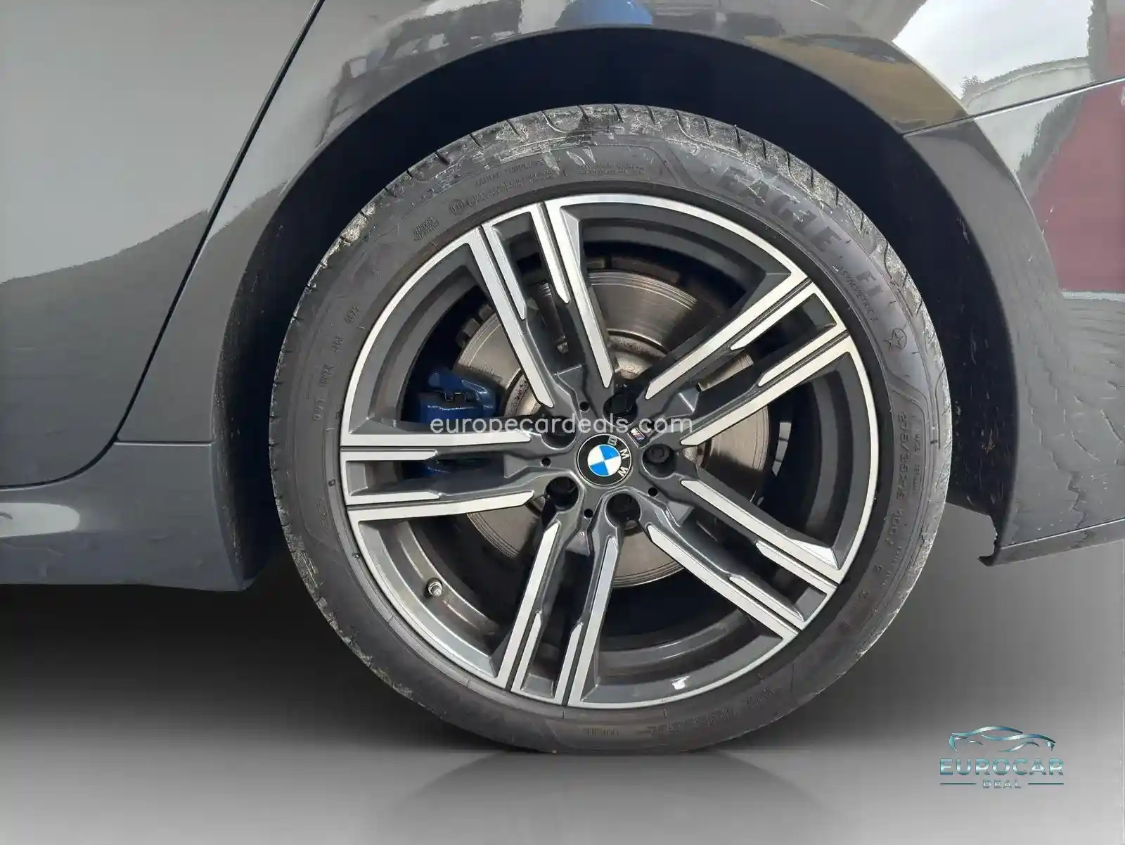 BMW 840