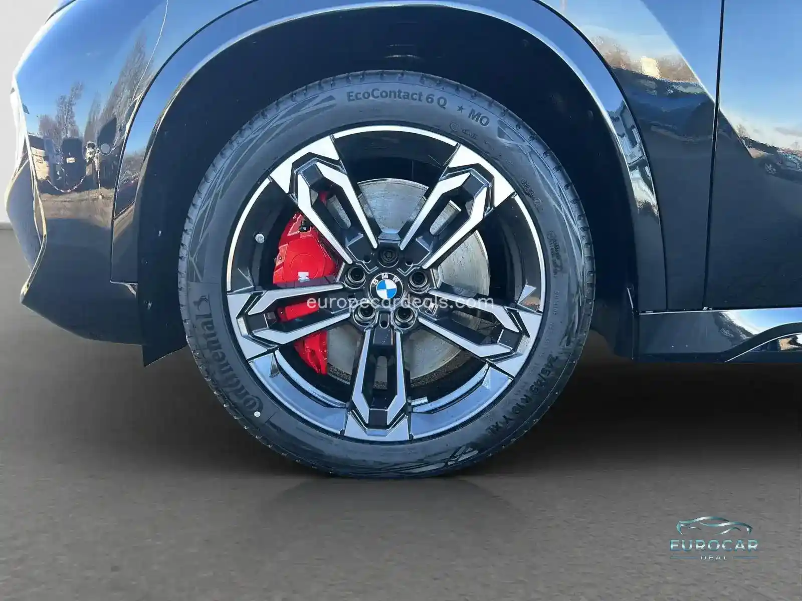 BMW iX1