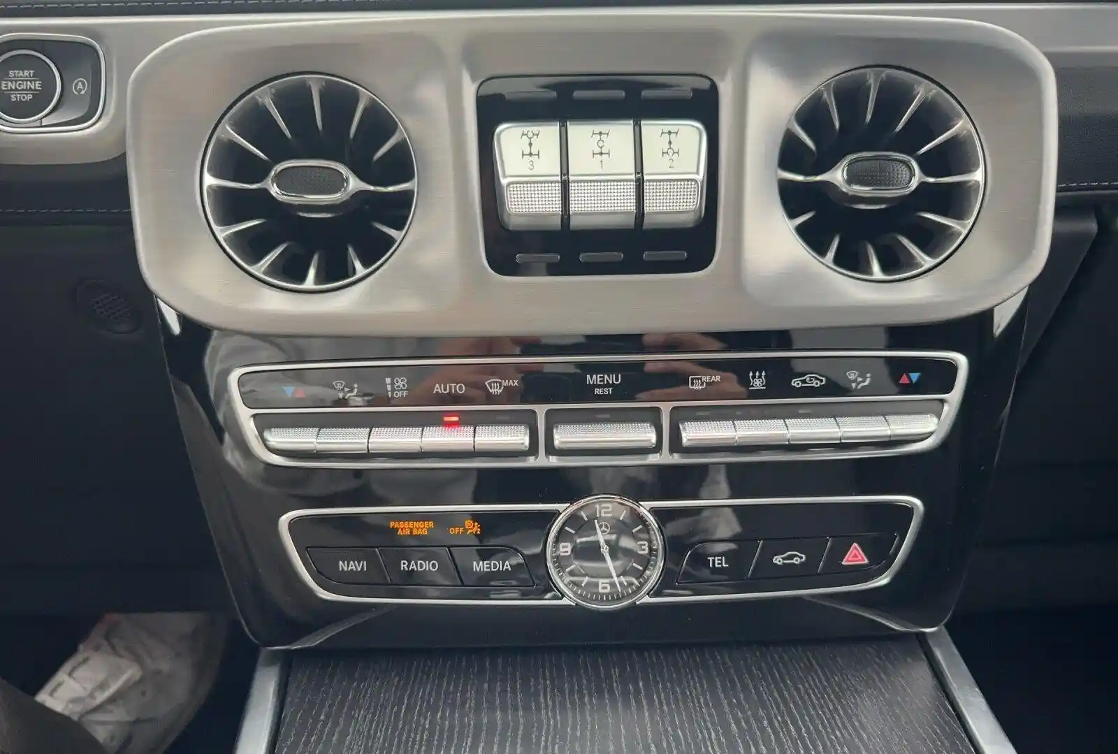 Mercedes-Benz G 500
