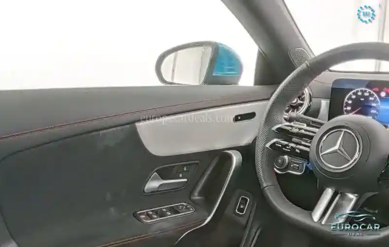 Mercedes-Benz CLA 200