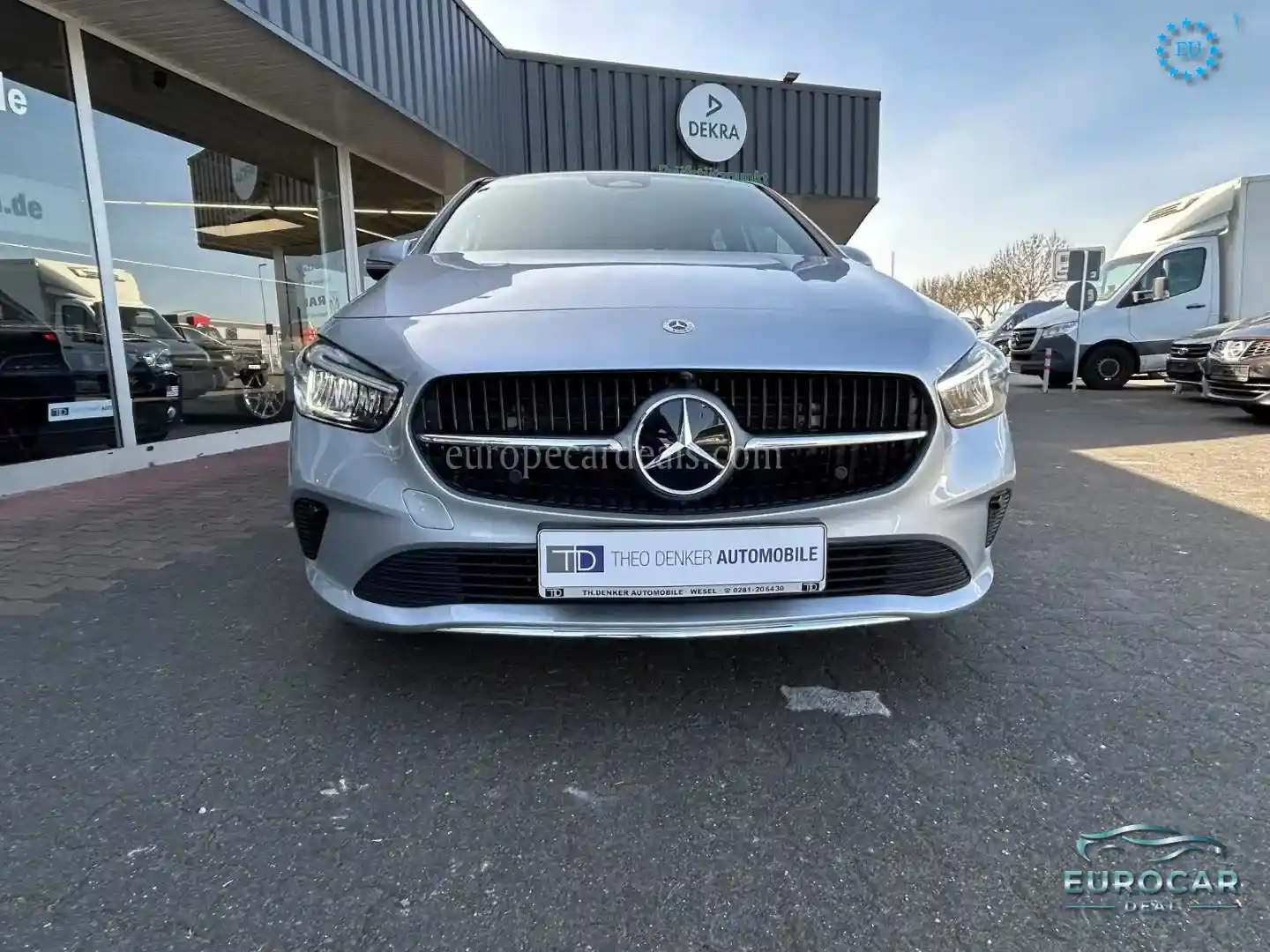 Mercedes-Benz B 200