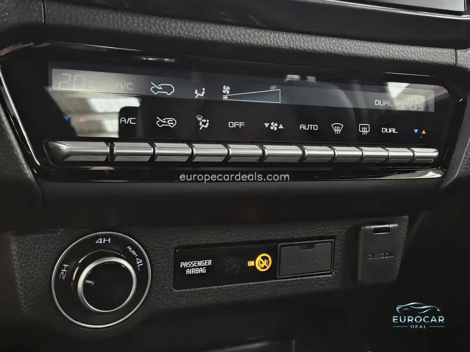 1,9D DoubleCab 4×4 Exclusive Leder LED …