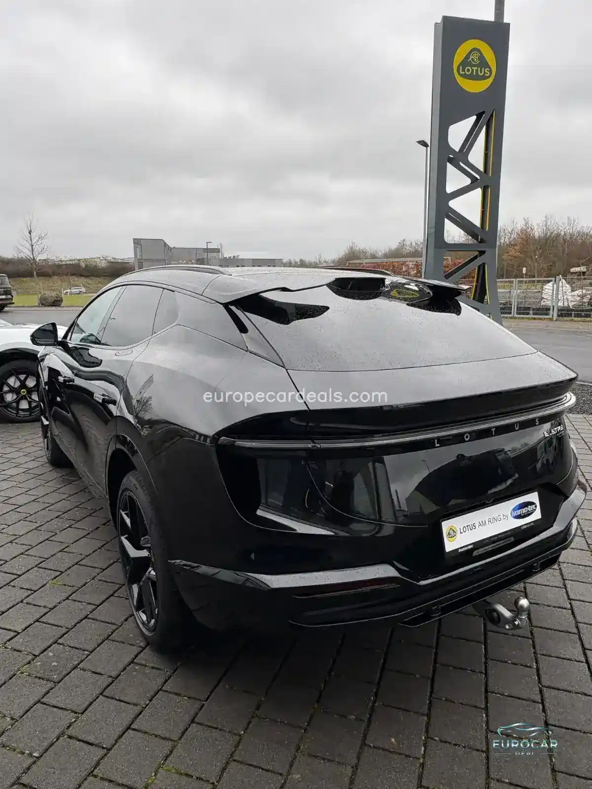 Lotus Eletre