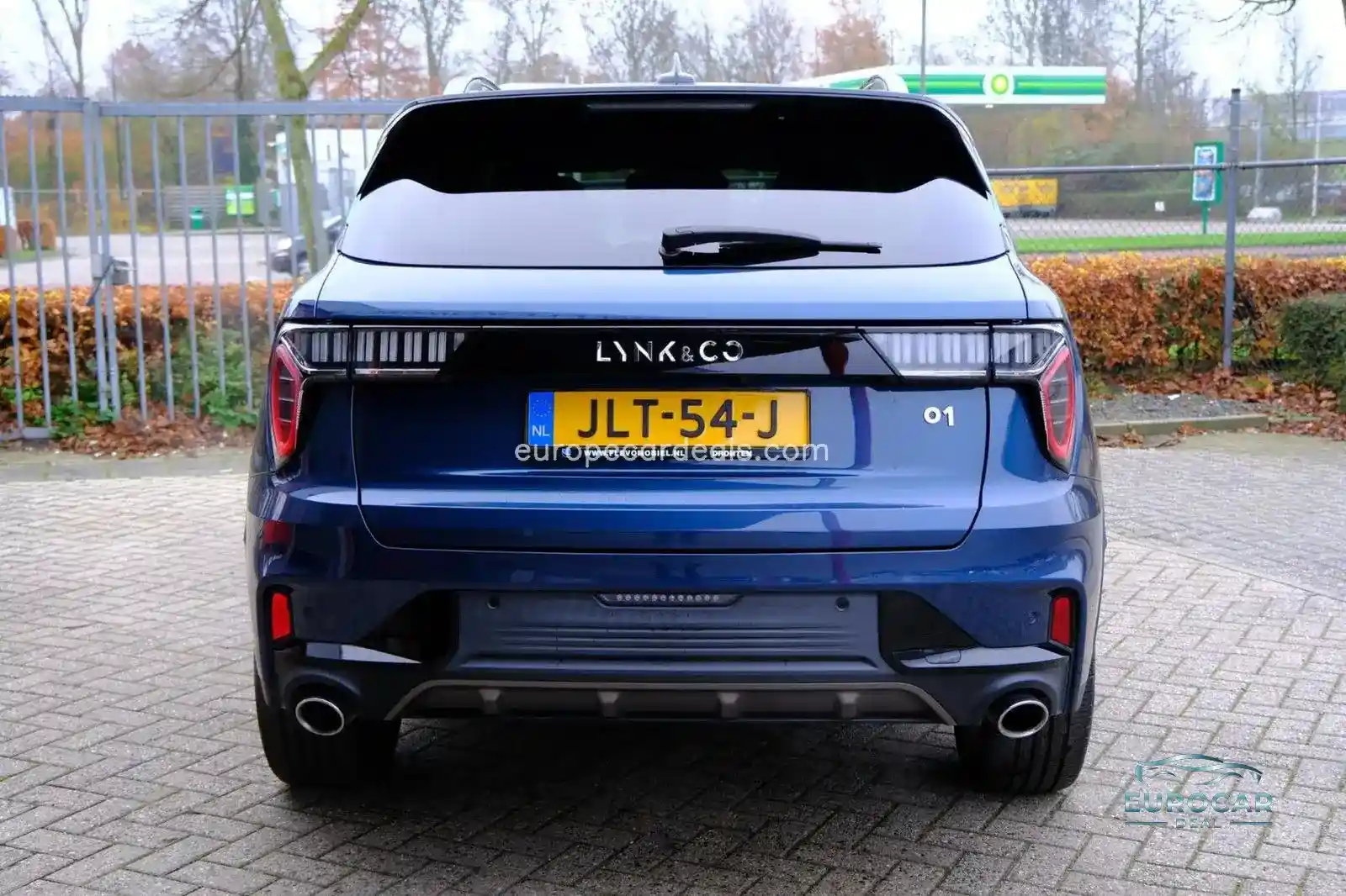Lynk&Co 01