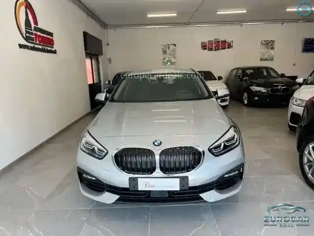 BMW 118