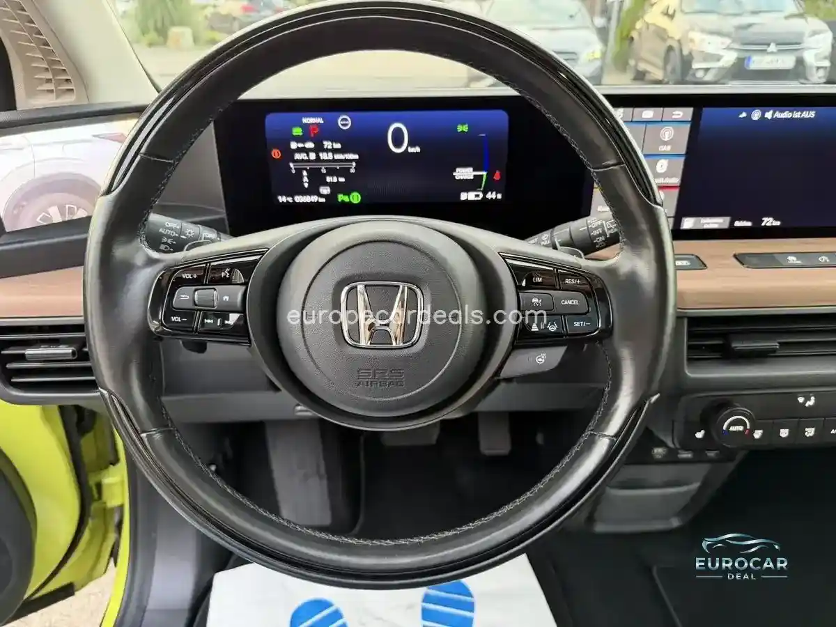 Honda e
