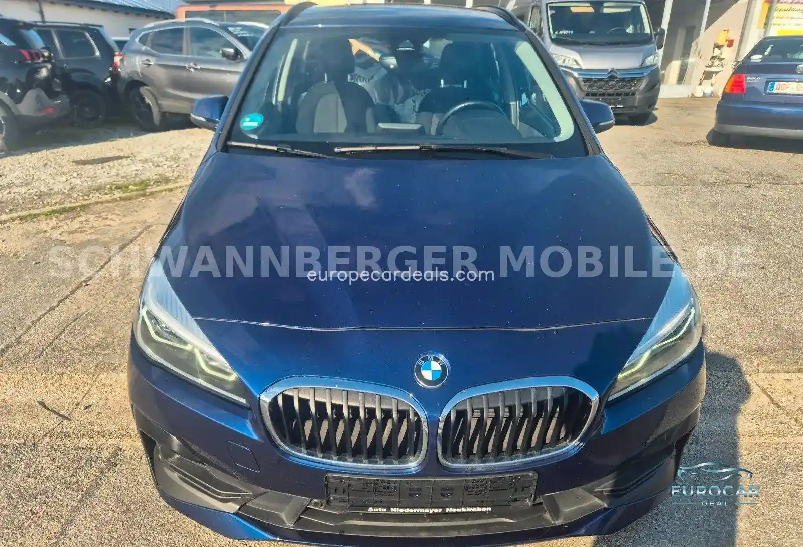 BMW 216