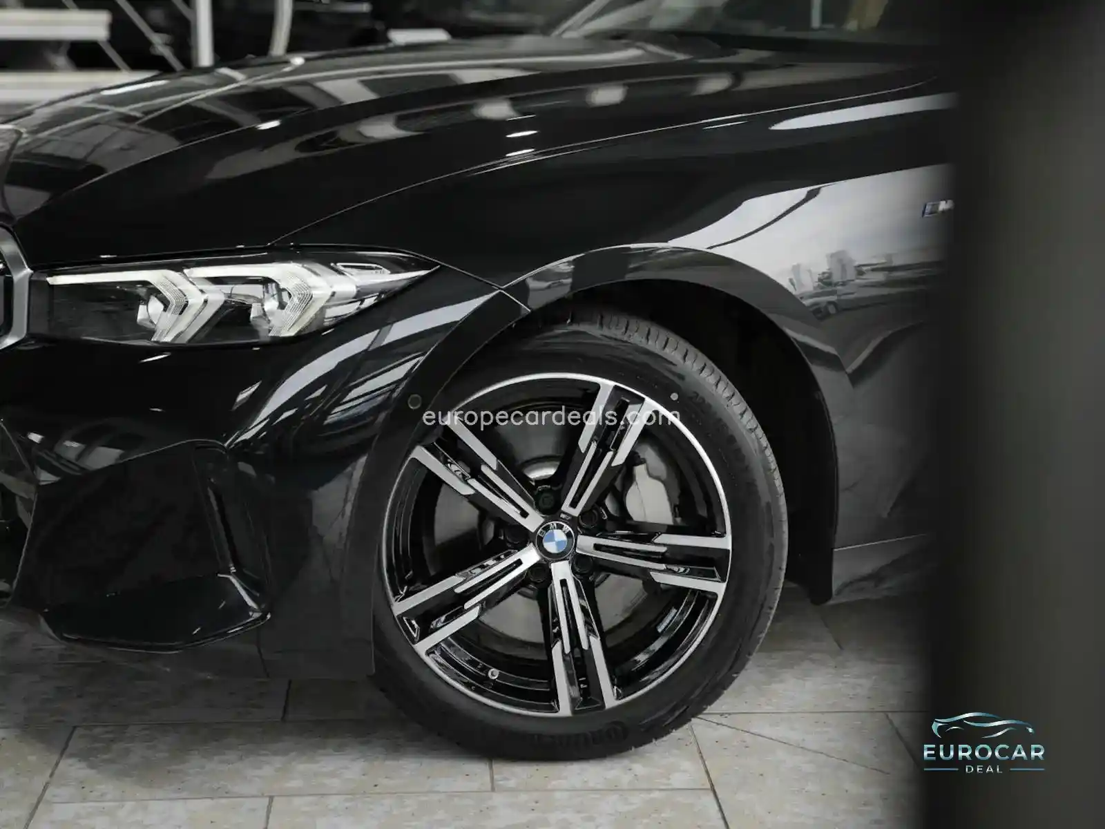 BMW 330