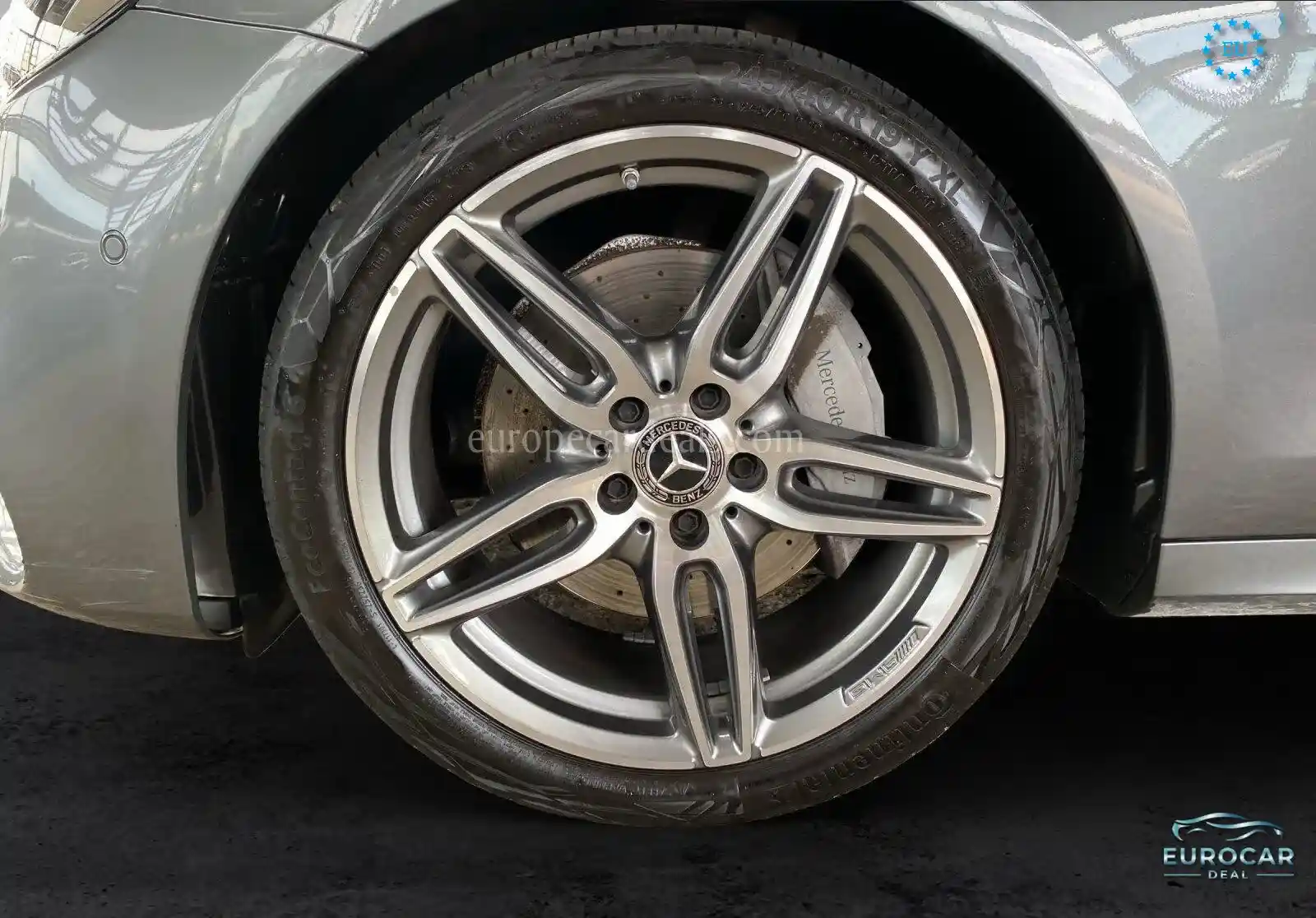 Mercedes-Benz E 200