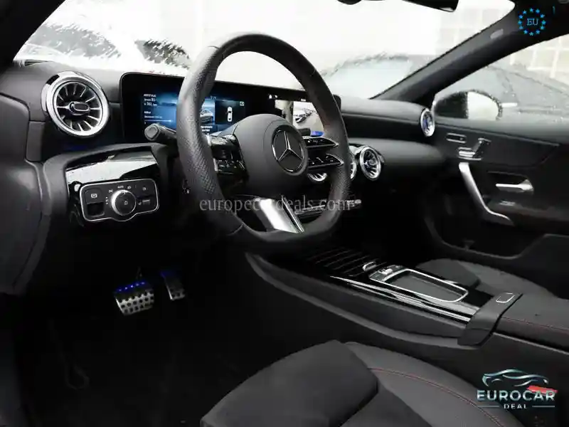 Mercedes-Benz A 220