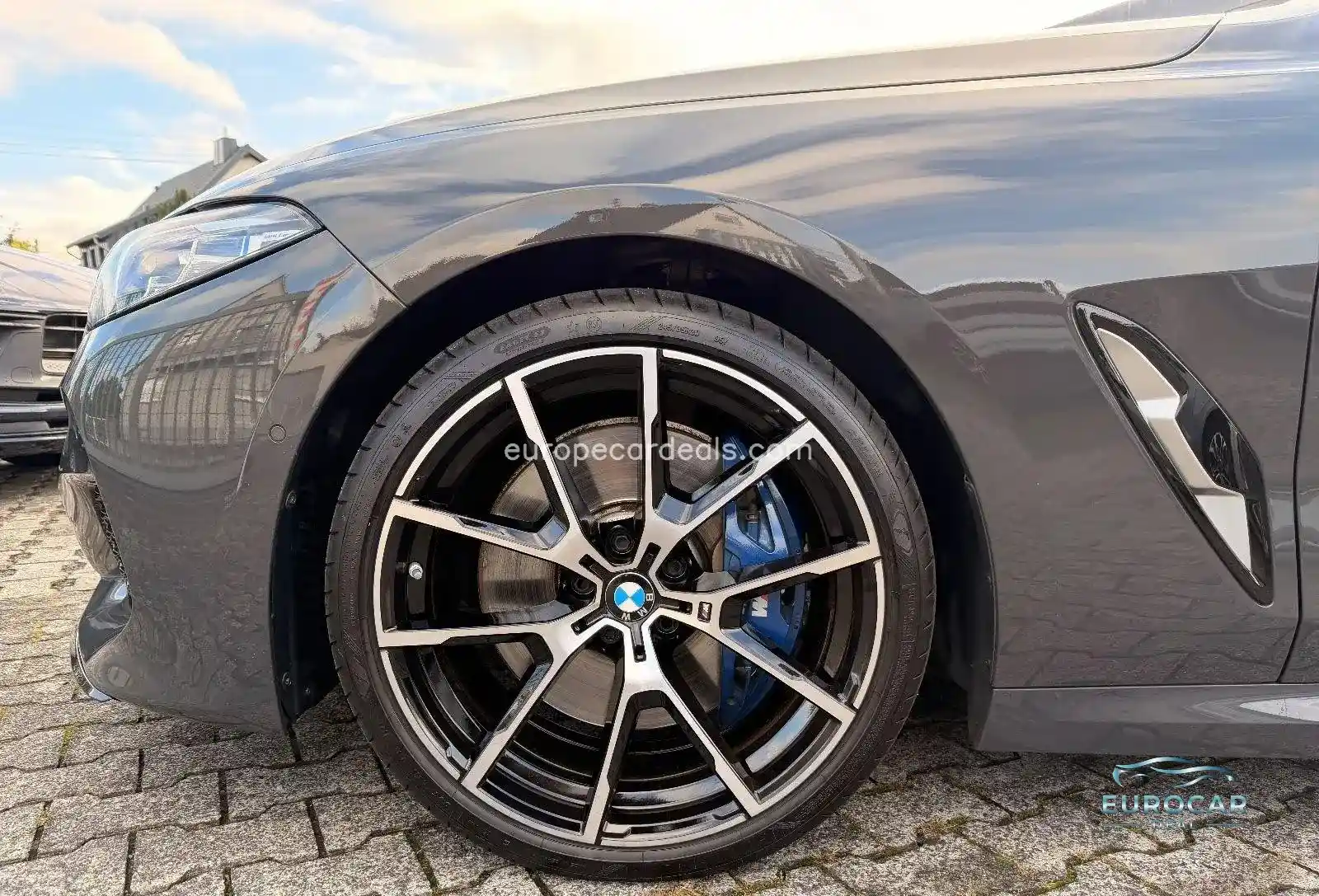 BMW 840